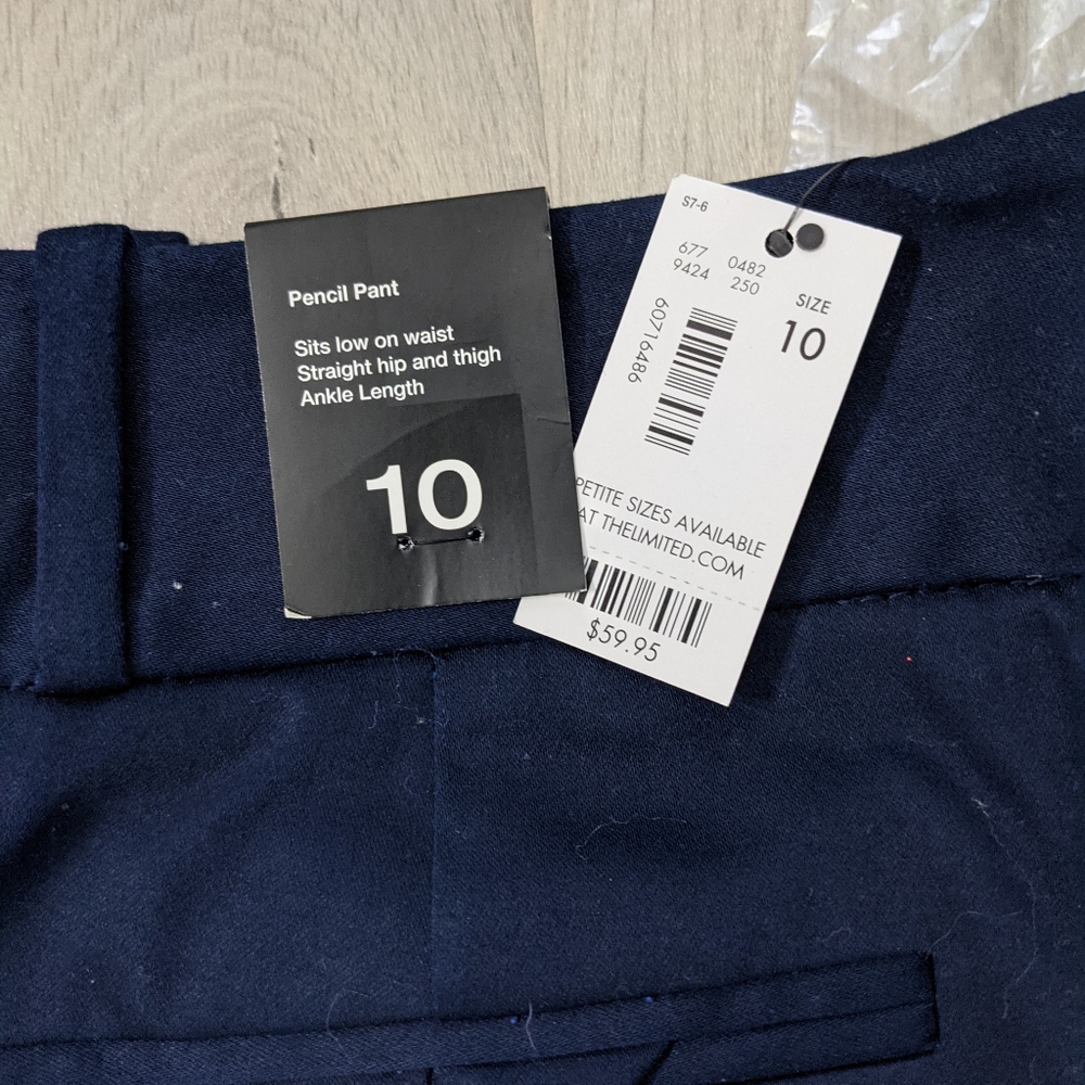 NWT Limited pants - Navy SZ10